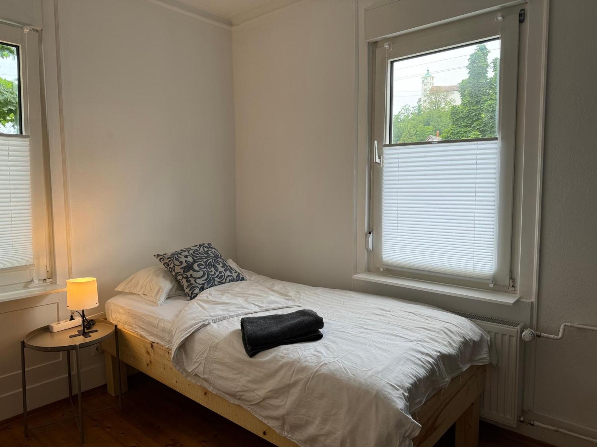 90Qm 4-Zimmer-Wohnung - Apartment Friedrichstrasse Vaihingen an der Enz Eksteriør bilde