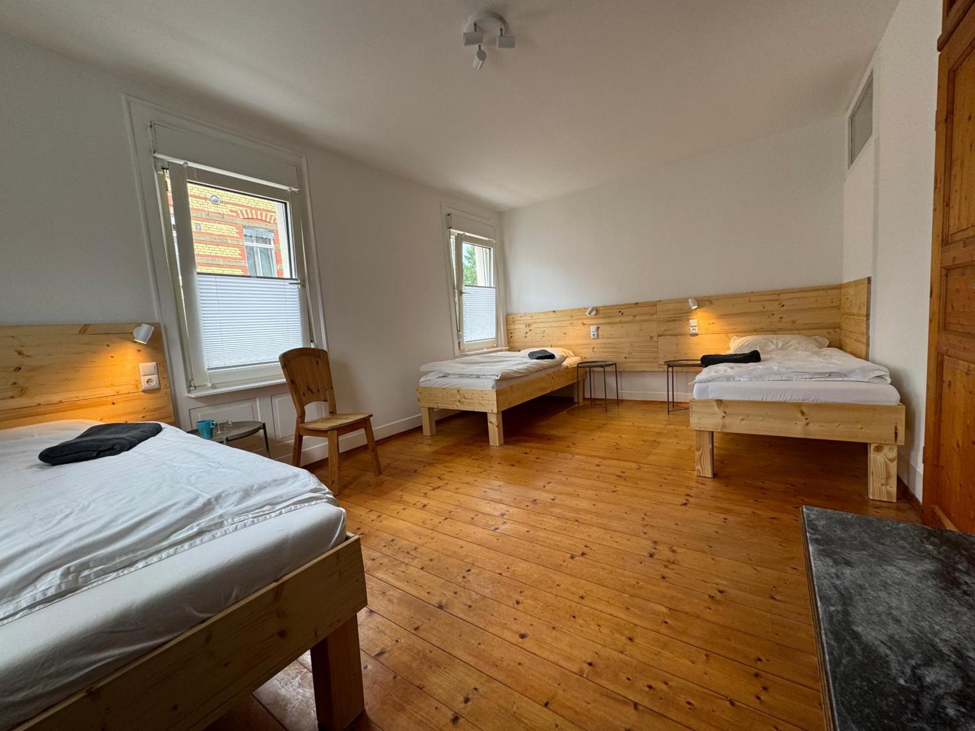 90Qm 4-Zimmer-Wohnung - Apartment Friedrichstrasse Vaihingen an der Enz Eksteriør bilde